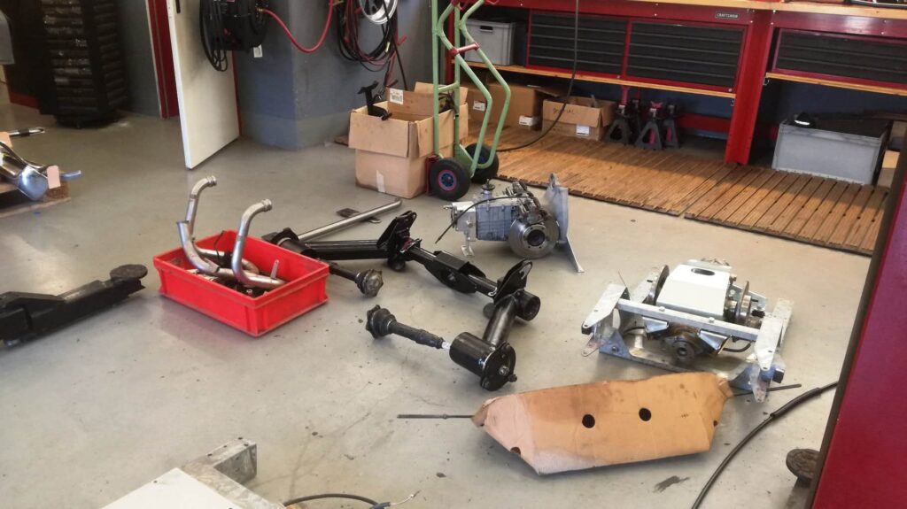 Citroen 2CV 4x4 conversion by Louis Barbour