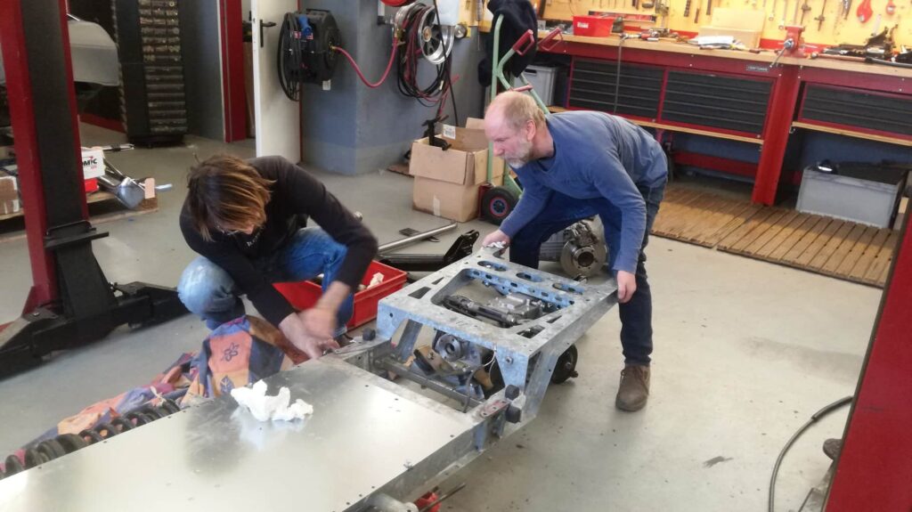 Citroen 2CV 4x4 conversion by Louis Barbour