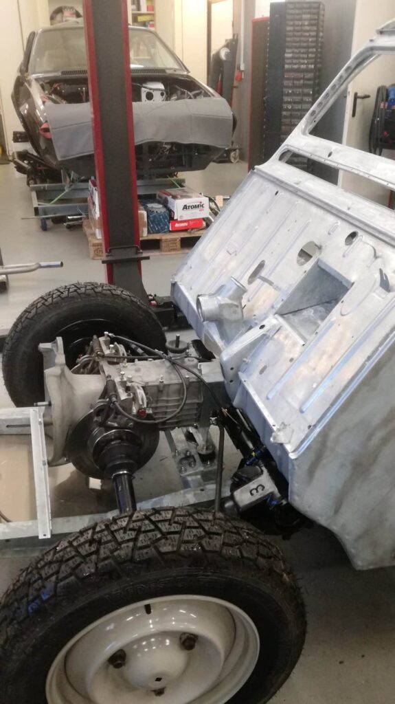 Citroen 2CV 4x4 conversion by Louis Barbour